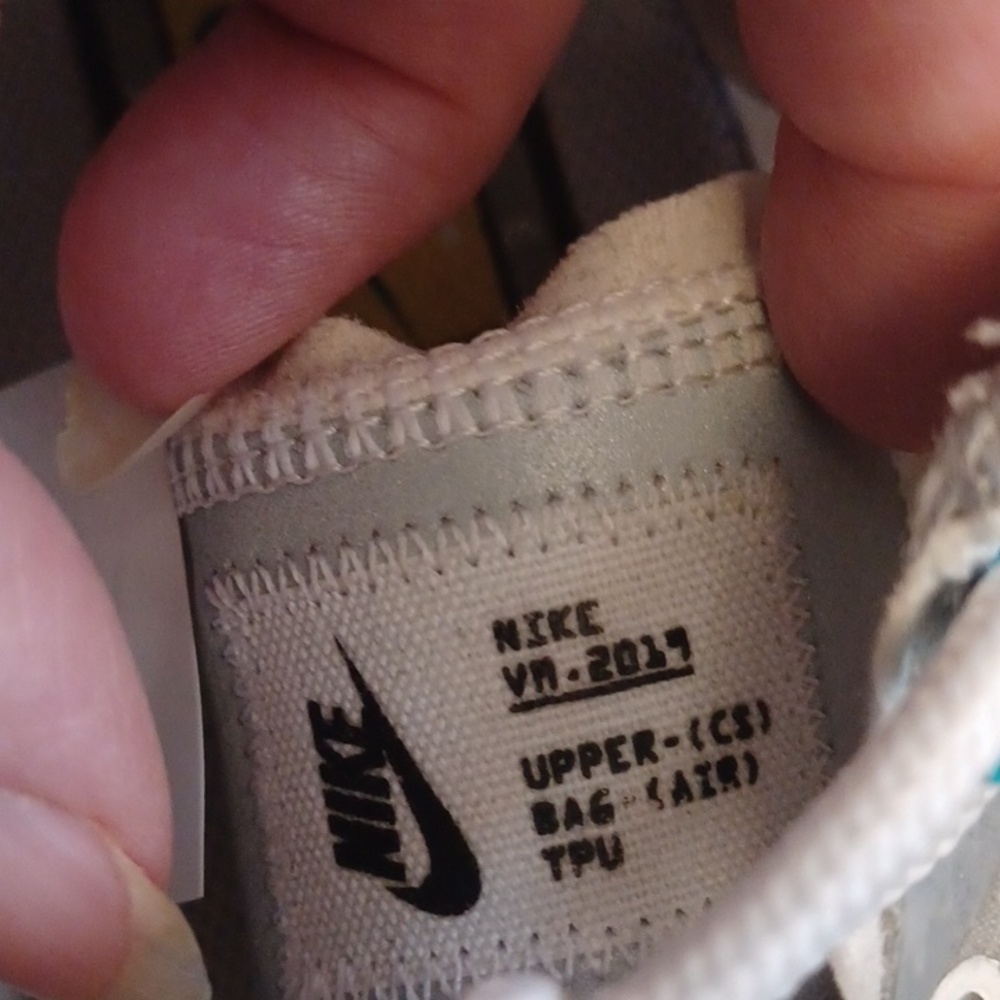 Nike Air VaporMax 2019 SE - Size 7 - Picture 11 of 12